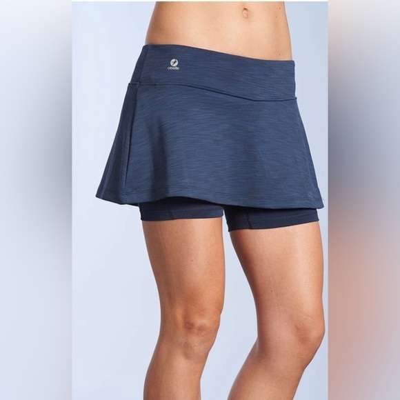 Excellent Condition, Oiselle - Running Skirt w/ Shorts Under -No Pockets, Size 1 - Picture 2 of 9